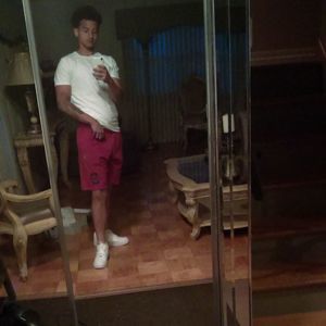 Meet your Posher, Elijah